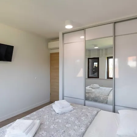 Apartment Setemana *